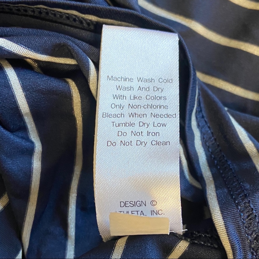 ❌SOLD❌Athleta XL Blue & Gray Striped Racerback Tan - Picture 7 of 7